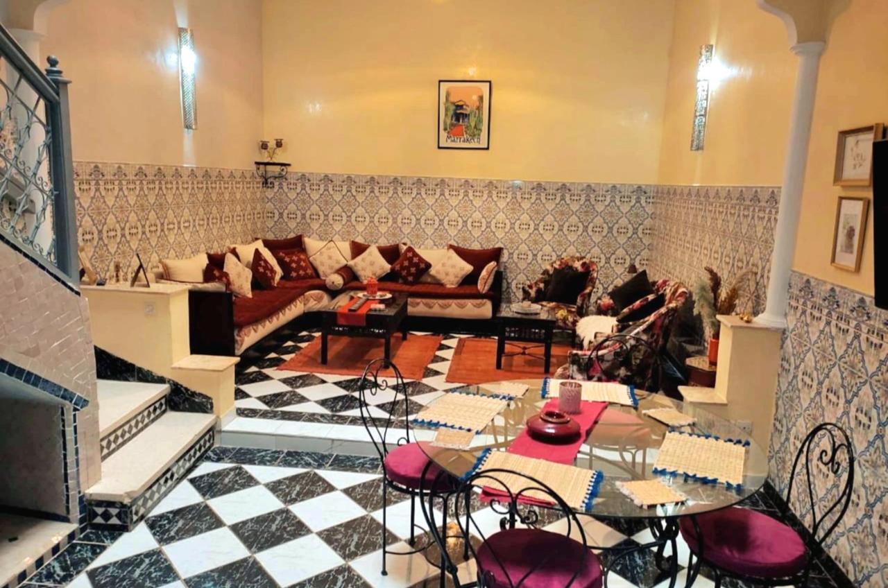 Tres Beau Riad A Marrakech Avec Piscines มาร์ราเกช ภายนอก รูปภาพ