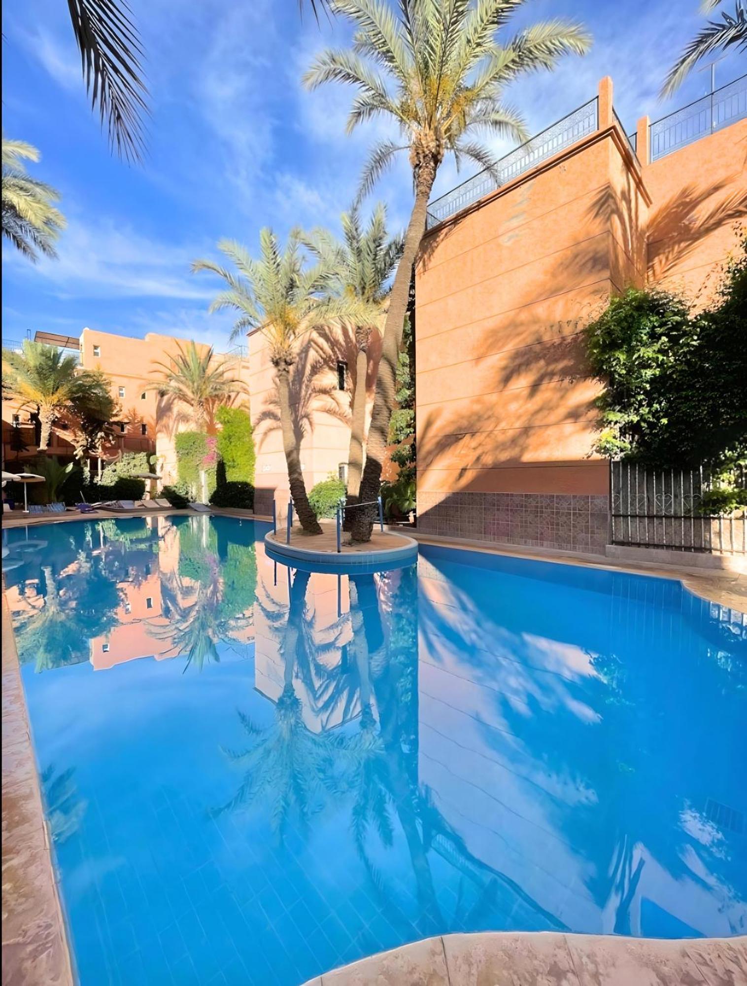 Tres Beau Riad A Marrakech Avec Piscines มาร์ราเกช ภายนอก รูปภาพ